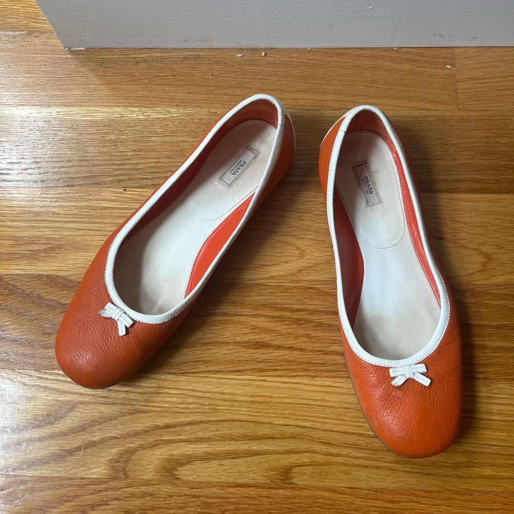PRADA Copper and White Leather Ballet Flats 38.5